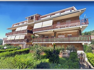 Quadrilocale in Vendita a Subiaco, zona Residenziale vista Centro Storico, 75'000€, 60 m², arredato