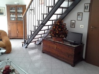 Appartamento in Vendita a Imola, zona Campanella, 285'000€, 212 m²