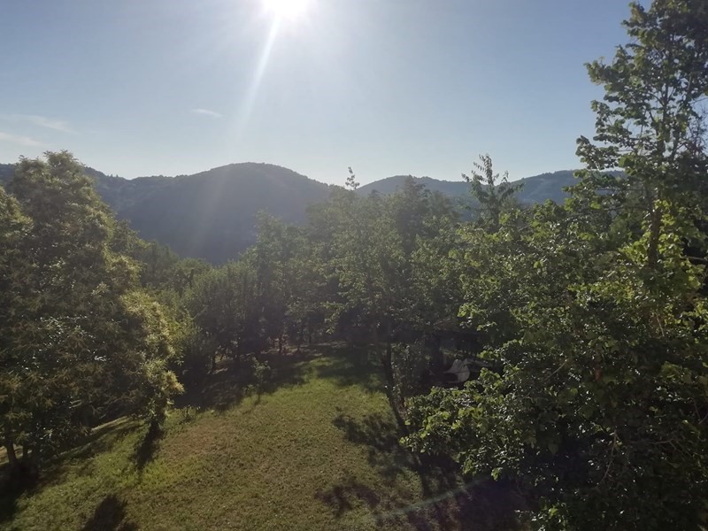 Bilocale in Vendita a Castel d'Aiano, 37'000€, 64 m², arredato, con Box