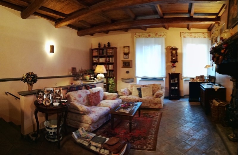 Casa Indipendente in Vendita a Viterbo, zona centro storico, 280'000€
