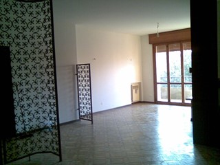 Quadrilocale in Vendita a Rovigo, zona Tassina-Frati, 145'000€, 130 m², con Box