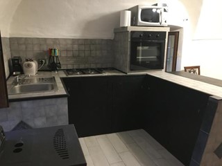 Bilocale in Vendita a Seborga, 70'000€, 38 m², arredato
