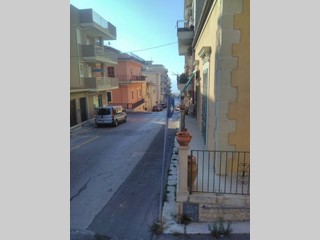 Casa Indipendente in Vendita a Pozzallo, zona Centro, 150'000€, 120 m²