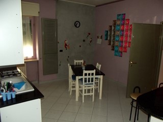 Appartamento in Vendita a Campobasso, zona Centrale, 98'000€, 100 m², arredato