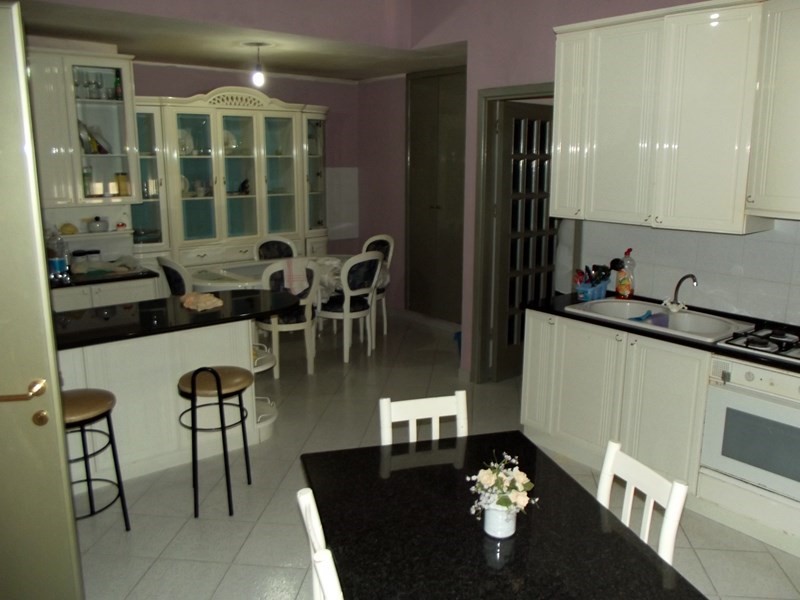Appartamento in Vendita a Campobasso, zona Centrale, 98'000€, 100 m², arredato