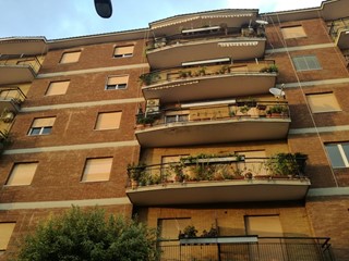 Quadrilocale in Vendita a Caserta, zona Caserta, 195'000€, 157 m², arredato