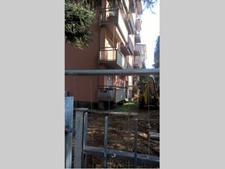 Trilocale in Vendita a Castellanza, zona Castagnate, 98'000€, 100 m²