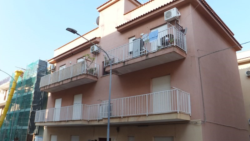 Trilocale in Vendita a Capaci, zona via maratona 9, 115'000€, 120 m²