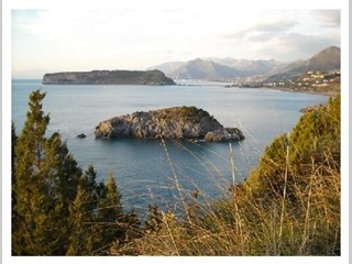 Villetta a schiera in Vendita a San Nicola Arcella, zona contrada Dino, 89'000€, 77 m², arredato