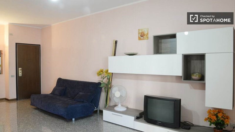 Trilocale in Vendita a Rho, zona Mazzo di Rho, 190'000€, 100 m²