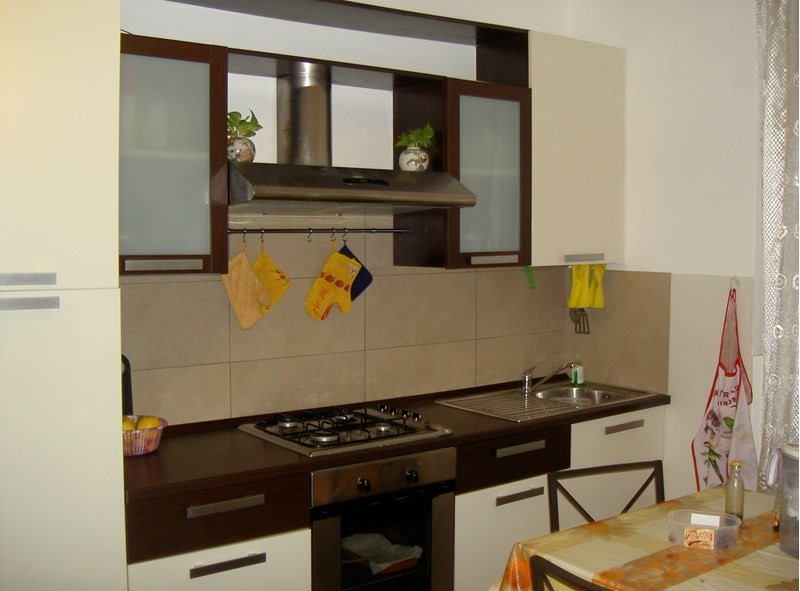 Bilocale in Affitto a Ancona, zona grazie, 595€, 48 m², arredato