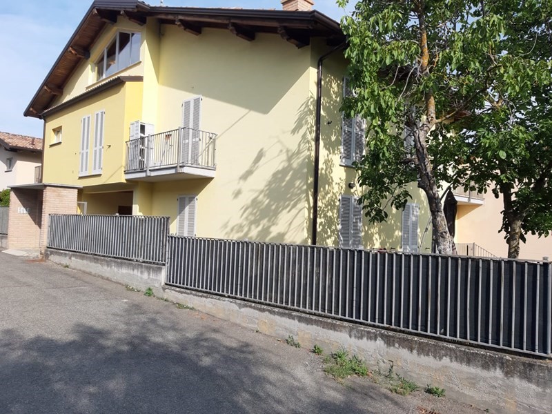 Attico in Vendita a Zavattarello, 100'000€, 105 m²