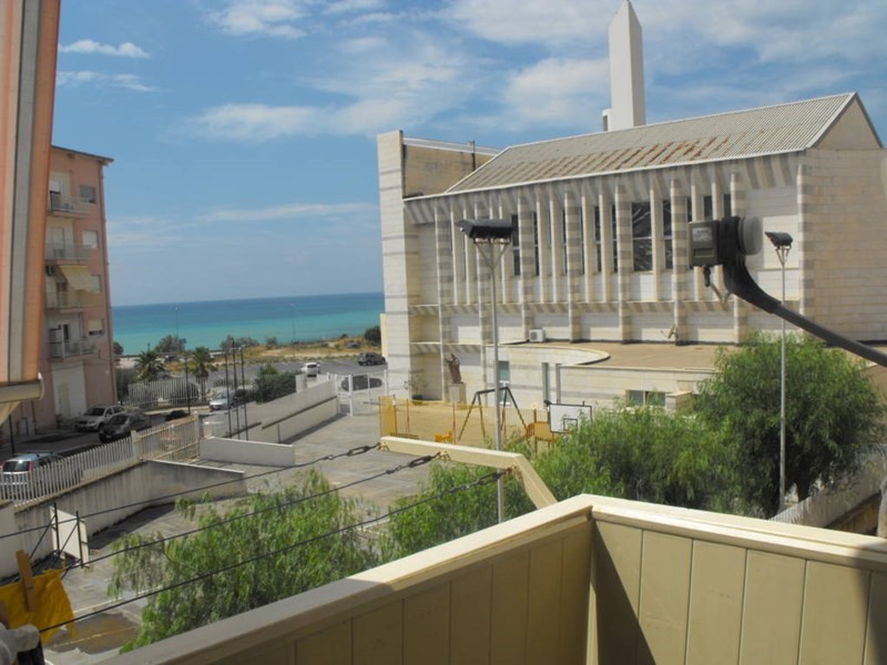 Quadrilocale in Vendita a Porto Empedocle, zona Contrada Ciuccafa, 52'000€, 85 m²