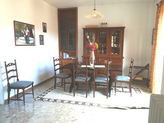 Appartamento in Vendita a Crotone, zona Tempio Pausania, 105'000€, 180 m²