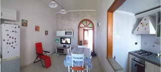 Trilocale in Vendita a Torre del Greco, zona Via lavatroia, 145'000€, 70 m²