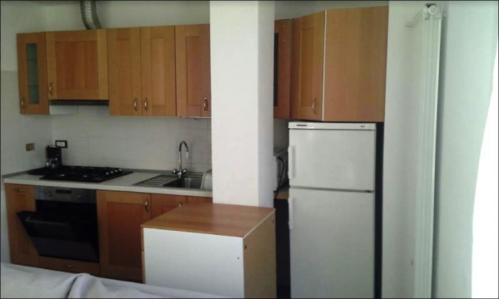 Trilocale in Vendita a Imperia, zona oneglia centro, 165'000€, 68 m²