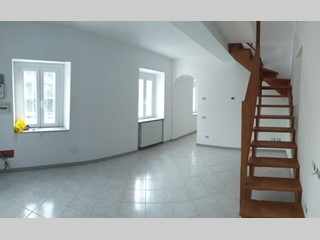 Casa Indipendente in Vendita a Giussano, zona paina, 145'000€, 116 m²
