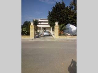 Villa bifamiliare in Vendita a Nardò, zona Cenate, 299'000€, 230 metri quadri. 