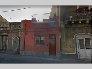 Appartamento in Vendita a Giarre, zona Via Ruggero I n. 151 – 149, 34'000€