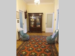 Trilocale in Affitto a Torino, zona Cit Turin, 700€, 110 m², arredato