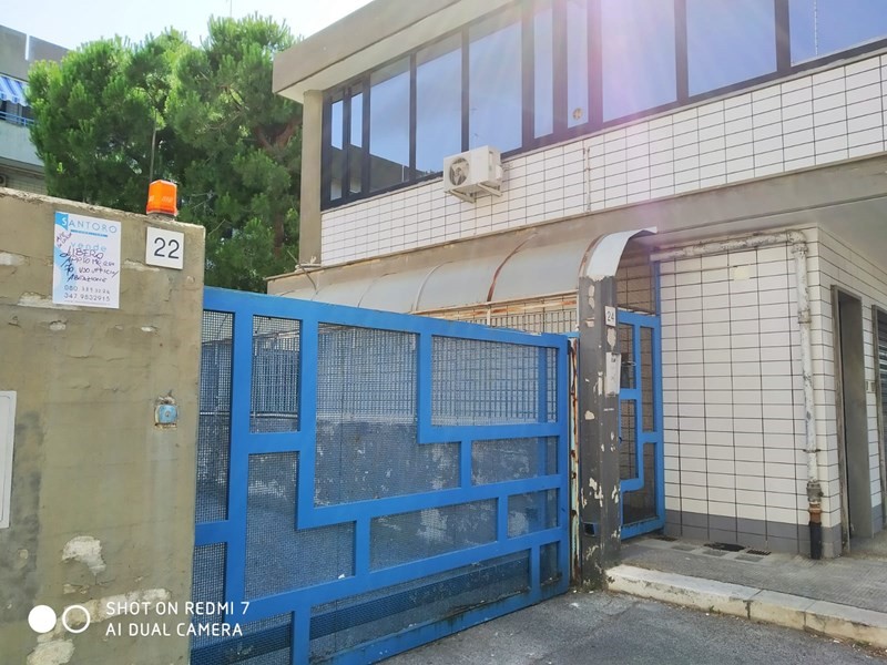 Bilocale in Vendita a Bari, zona Carbonara, 95'000€, 70 m²