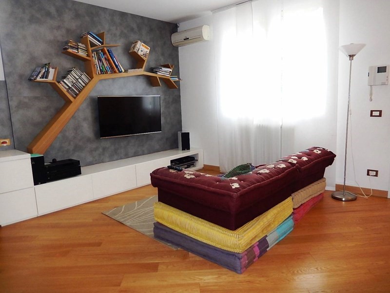 Appartamento in Vendita a Padova, zona Palestro, 210'000€, 95 m²