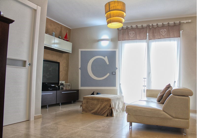 Appartamento in Vendita a Castellana Grotte, zona semicentrale, 210'000€, 110 m²