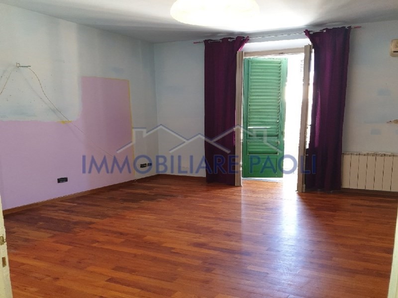 Trilocale in Vendita a Firenze, 210'000€, 70 m²