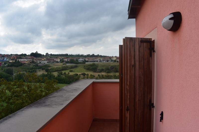 Casa Semi Indipendente in Vendita a Medesano, 230 m²