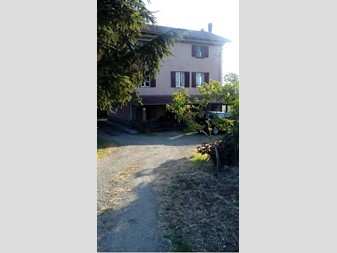 Casale in Vendita a Carpeneto, zona Madonna della Villa, 200'000€, 240 app.
