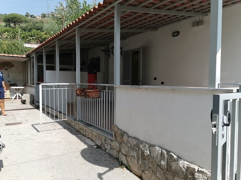 Bilocale in Affitto a Napoli, zona Agnano, 650€, 60 m²