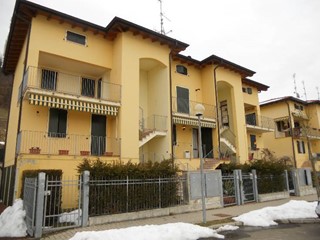 Appartamento in Vendita a Baiso, zona Malpasso, 115'000€, 140 m²