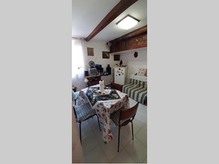 Bilocale in Vendita a Terracina, zona centro storico, 75'000€, 45 m²