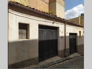 Box in Vendita a Niscemi, 65'000€, 100 m²