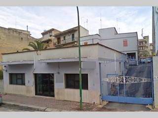 Casa Indipendente in Vendita a Niscemi, zona NISCEMI VIALE MARIO GORI, 680'000€, 1000 m²