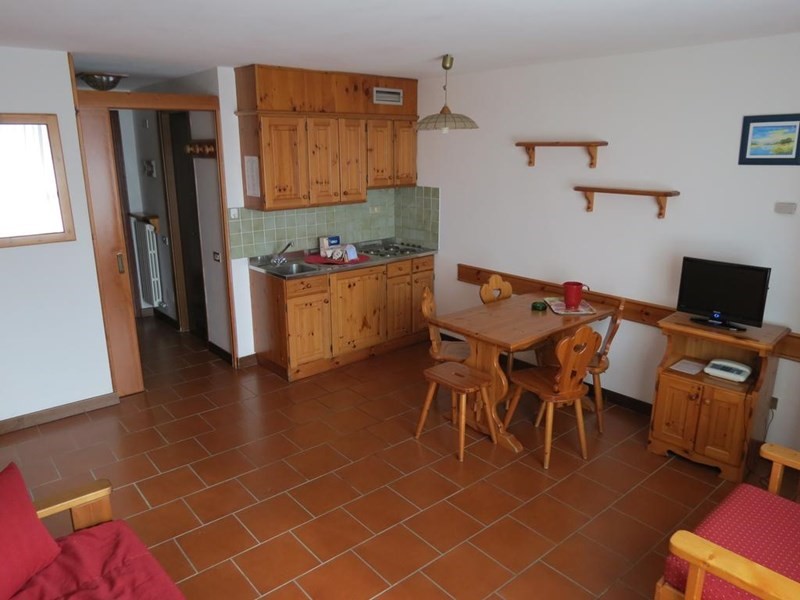 Casa Indipendente in Vendita a Valtournenche, zona Cervinia, 12'000&euro;, arredato