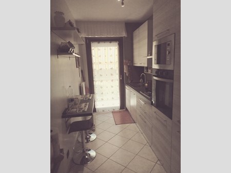 Quadrilocale in Vendita a Chiaravalle, zona Zona parco primo maggio, 96'000€, 70 m², con Box