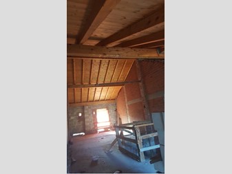 Rustico in Vendita a Brebbia, zona Centro, 100'000€, 183 m², con Box