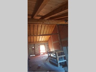 Rustico in Vendita a Brebbia, zona Centro, 100'000€, 183 m², con Box