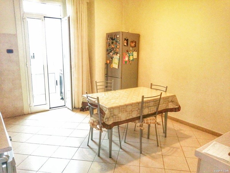 Bilocale in Vendita a Bari, zona Libertà, 109'000€, 70 m²