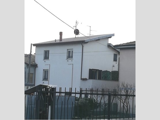 Casa Indipendente in Vendita a Filago, zona Marne, 210'000€, 170 m², arredato, con Box