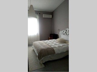 Villa in Vendita a Pula, 200'000&euro;, 190 m²