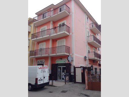 Appartamento in Vendita a Nocera Superiore, zona centro, 200'000€, 200 m², con Box