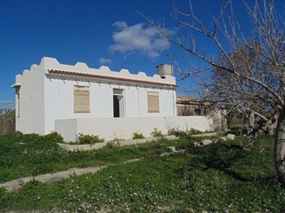 Villa in Vendita a Pachino, zona Carrata, 65'000€, 100 m²