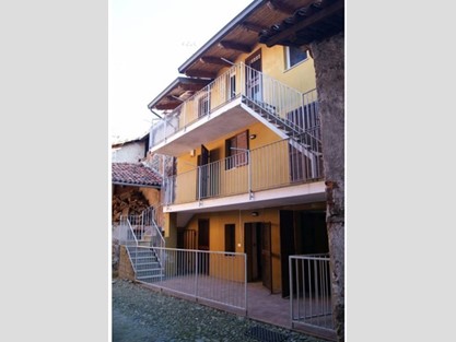 Rustico in Vendita a Pavone Canavese, zona Centro, 30'000€, 175 m²