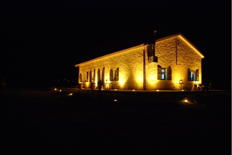 Casale in Vendita a Caltanissetta, zona Capodarso, 1'230'000€, 300 m², arredato