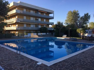 Trilocale in Vendita a Lignano Sabbiadoro, zona Darsena/faro, 150'000€, 40 m², arredato