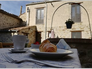 Casa Indipendente in Vendita a Bompietro, 179'000€, 200 m², arredato