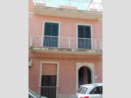 Casa Indipendente in Vendita a Portopalo di Capo Passero, zona Via Carducci, 235'000€, 200 m²