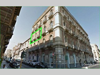 Appartamento in Vendita a Catania, zona Viale XX Settembre, 11, 210'000&euro;, 80 m², arredato